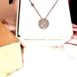 Gorgeous Michael Kors rose gold necklace NWT